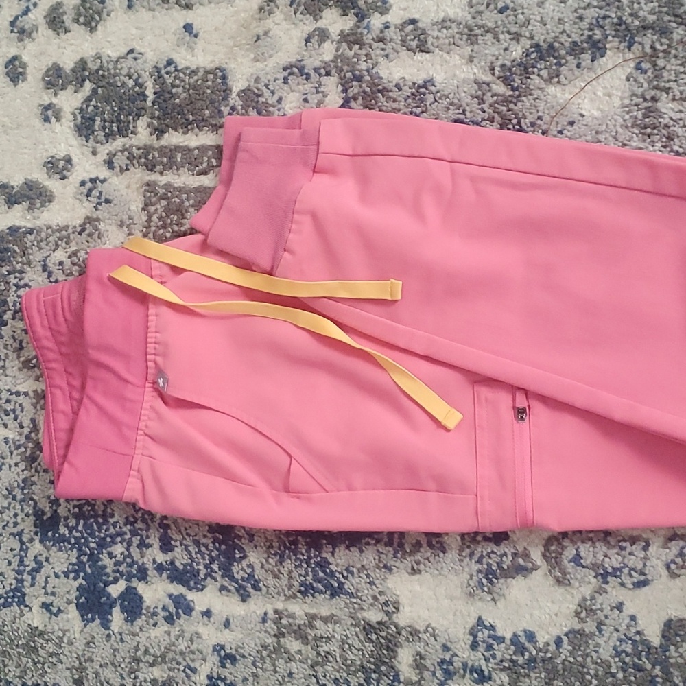 Figs scrubs SET
